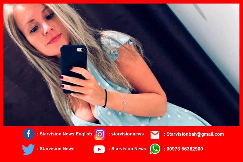 Selfie-loving accountant dies after charging mobile phone ‘slips’ into bath