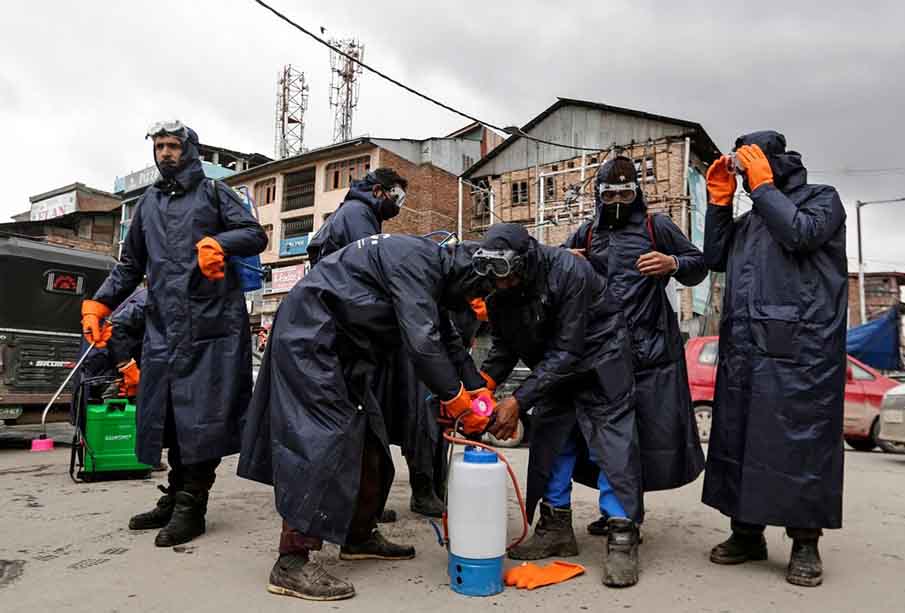 India’s daily coronavirus cases at about 20,000 as some cities extend lockdowns