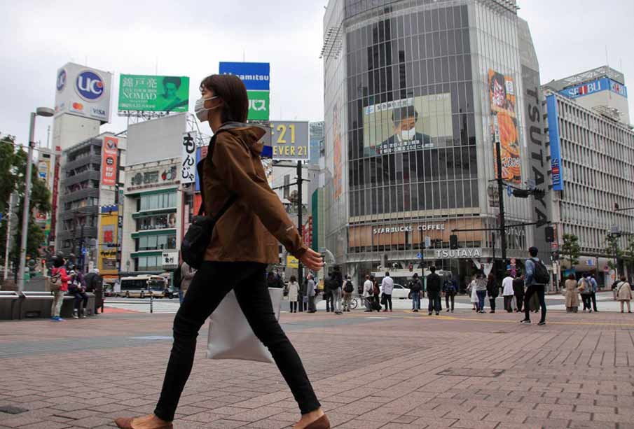 Health experts put Tokyo on highest coronavirus alert