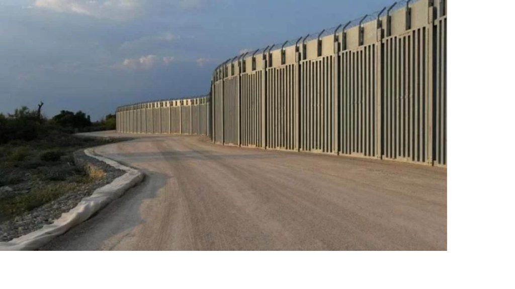 Greece completes border wall extension to deter potential Afghan migrants