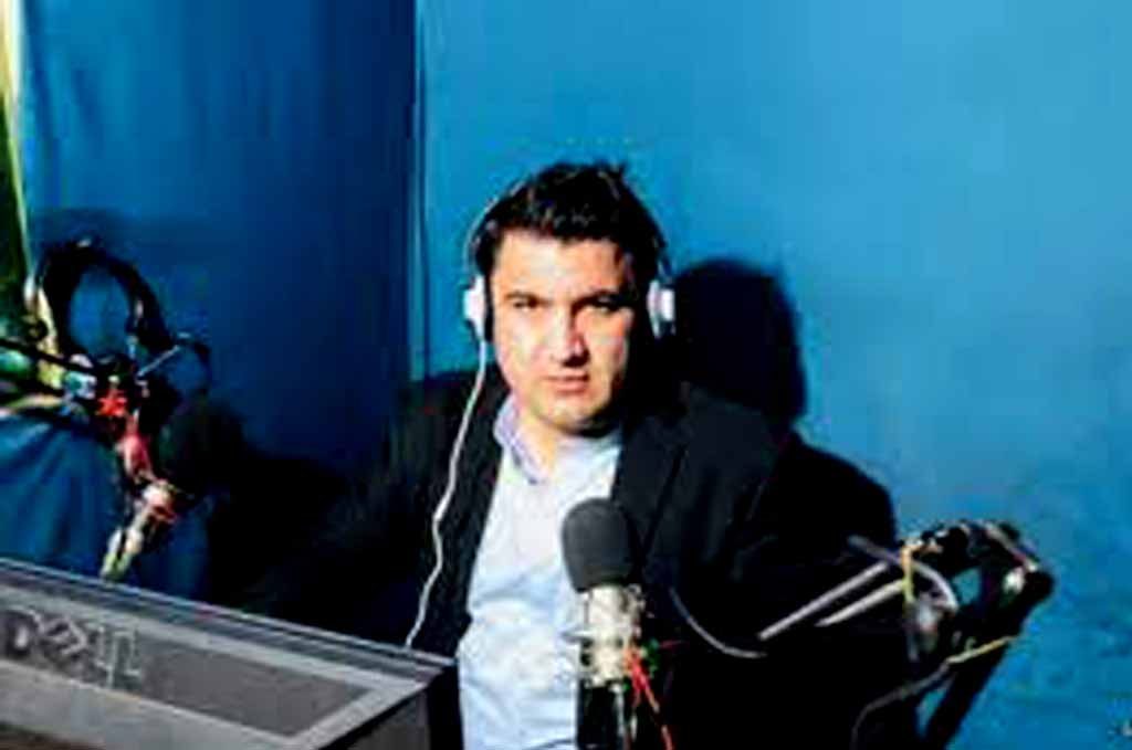 Taliban kill Afghan radio station manager, kidnap journalist