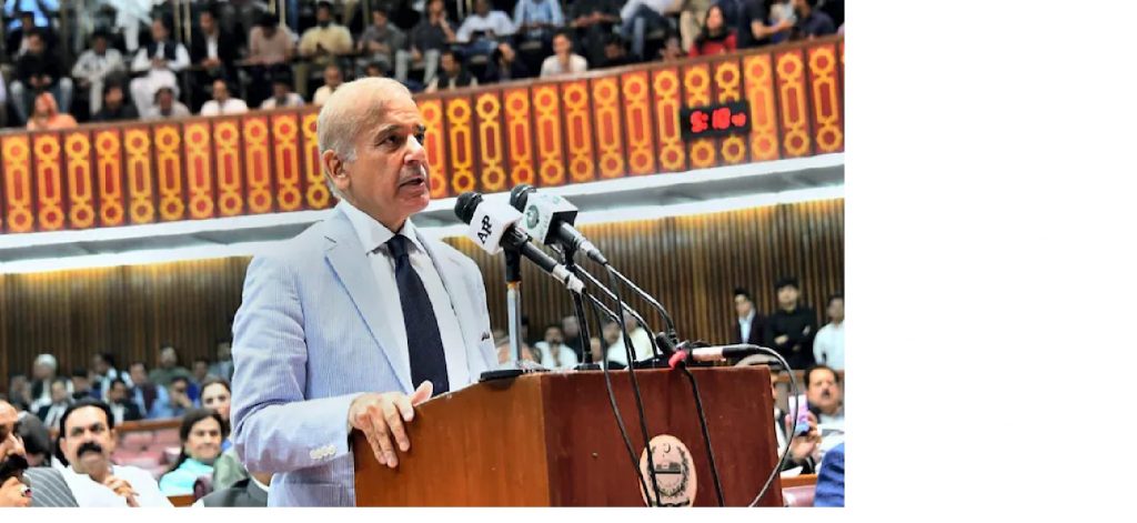 Pakistan PM Shehbaz Sharif, wife, others taken off country’s no-fly list