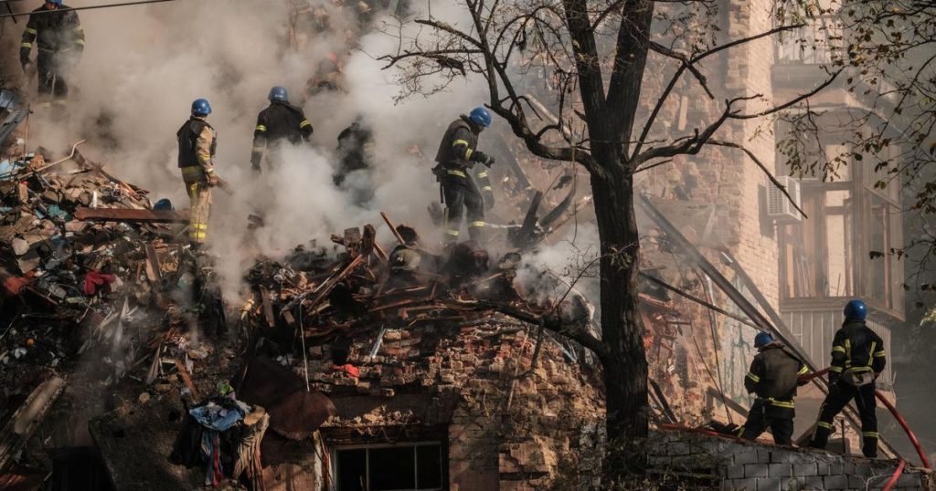 India advises its citizens to leave Ukraine