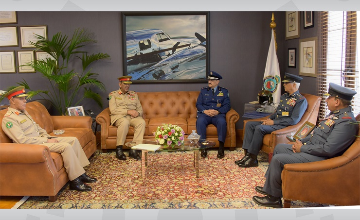 BDF chief receives Saudi RSAF commander