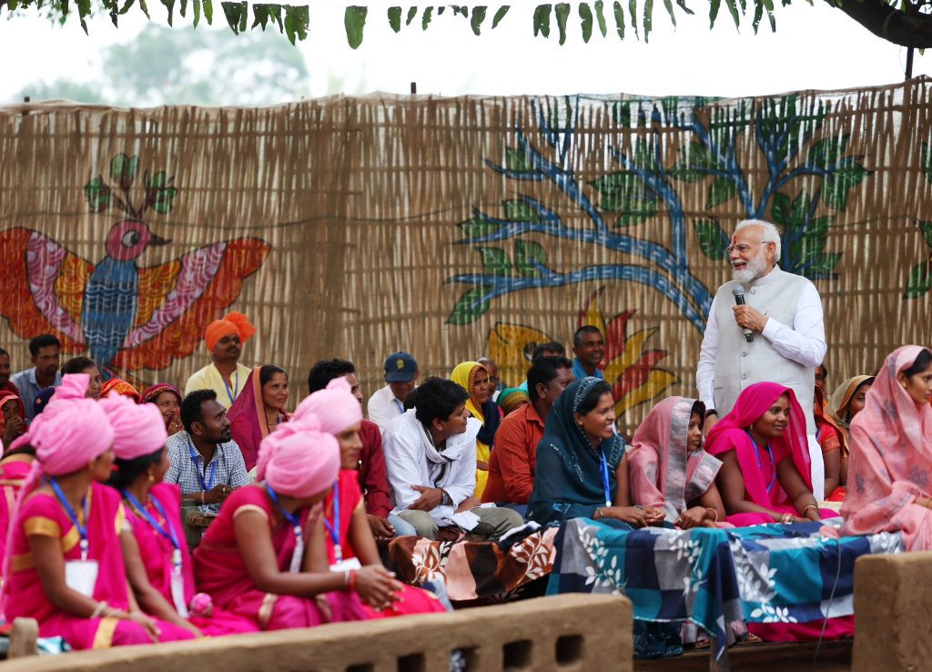 nationwide-celebrations-to-mark-rani-durgavati’s-500th-birth-anniversary:-pm-modi