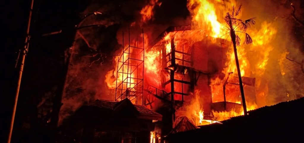 death-toll-rises-to-8-in-under-repair-nightclub-fire-in-cambodian-capital