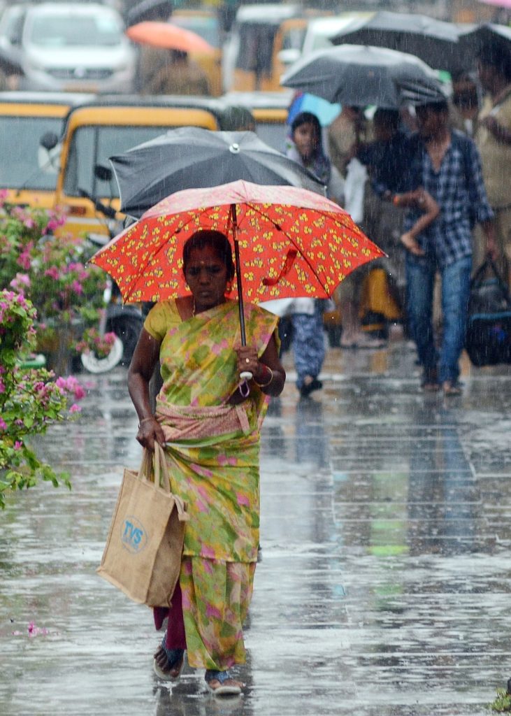 imd-predicts-heavy-rain-in-parts-of-tn-till-thursday