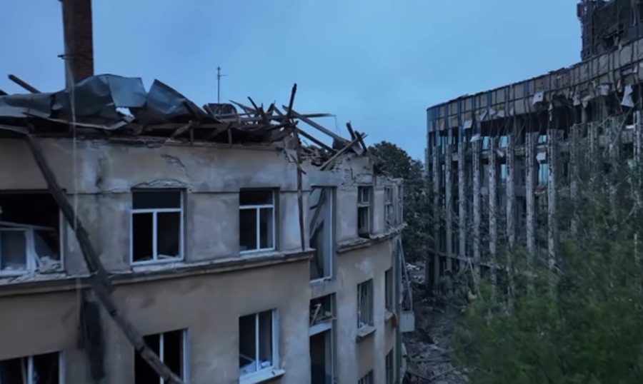 Missile hits residential building in Ukrainian city, 3 dead missile-hits-residential-building-in-ukrainian-city,-3-dead