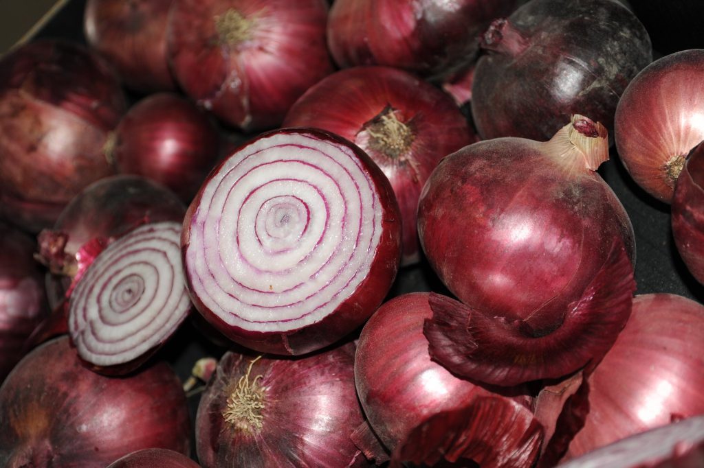 ‘tearless’-onions-to-hit-supermarket-shelves-in-aus