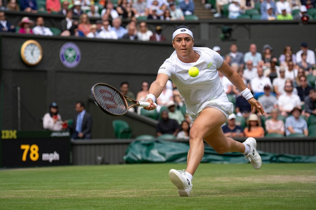 wimbledon-2023:-ons-jabeur,-aryna-sabalenka-sail-into-quarterfinals