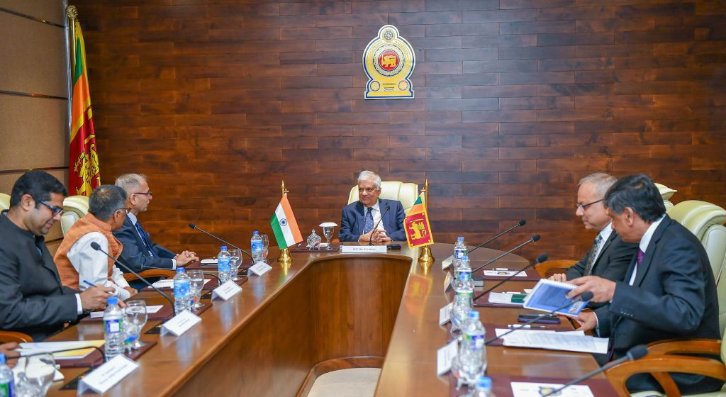 Indian Foreign Secretary calls on Sri Lanka President indian-foreign-secretary-calls-on-sri-lanka-president