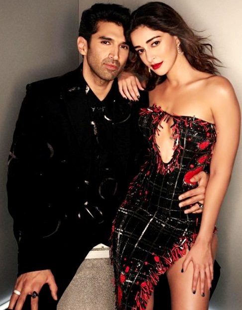 Ananya, Aditya add fuel to dating rumours after posting pics from same concert in Spain ananya,-aditya-add-fuel-to-dating-rumours-after-posting-pics-from-same-concert-in-spain
