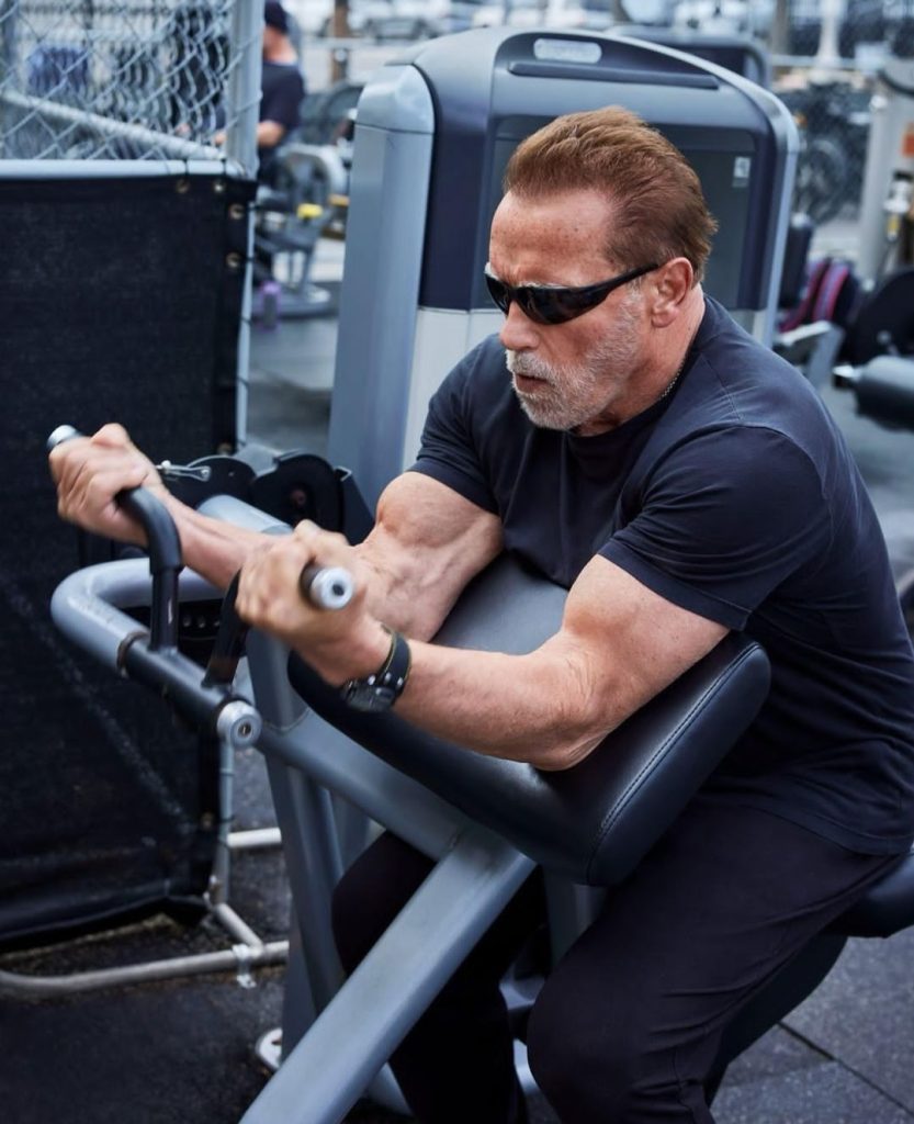 schwarzenegger-pumps-iron,-flaunts-strength-weeks-before-turning-76