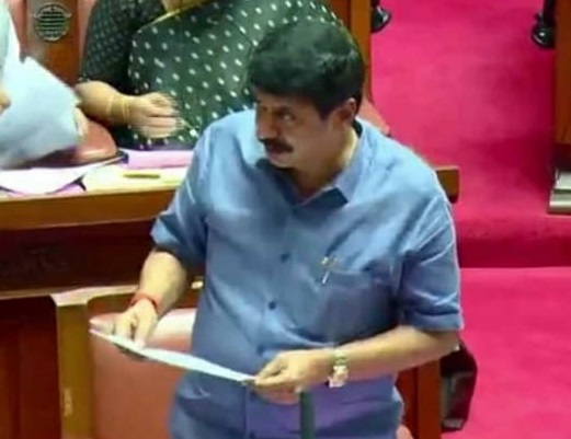 BJP MLCs create ruckus in K’taka Council over ‘permission for worshipping Hindu gods’ in public places bjp-mlcs-create-ruckus-in-k’taka-council-over-‘permission-for-worshipping-hindu-gods’-in-public-places