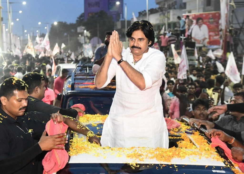 Data collected by volunteers in Andhra stored in Hyderabad: Pawan Kalyan data-collected-by-volunteers-in-andhra-stored-in-hyderabad:-pawan-kalyan