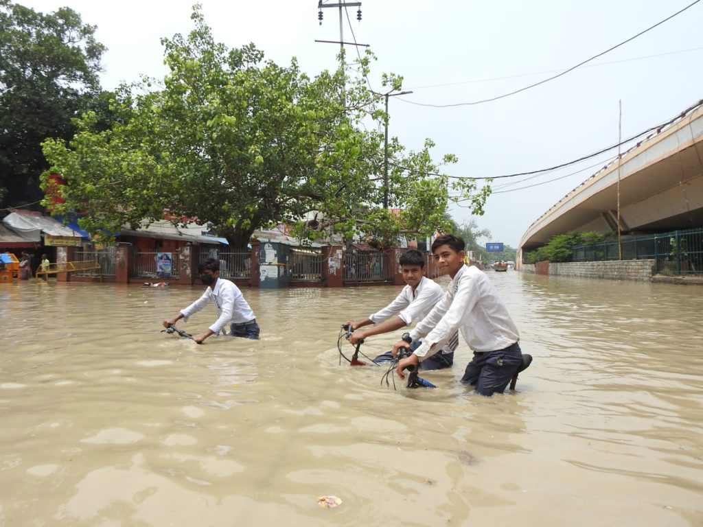 Delhi flood: Schools, colleges to remain shut till Sunday delhi-flood:-schools,-colleges-to-remain-shut-till-sunday