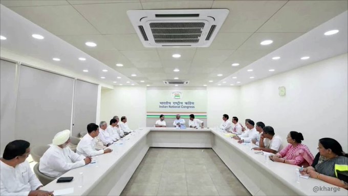 mission-2024:-in-uttarakhand,-congress-to-hold-padyatra-over-agniveer-scheme,-rahul,-priyanka-to-join-too