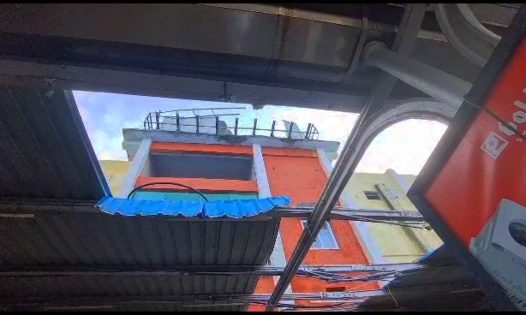 4 passengers injured in water tank collapse at Warangal railway station 4-passengers-injured-in-water-tank-collapse-at-warangal-railway-station