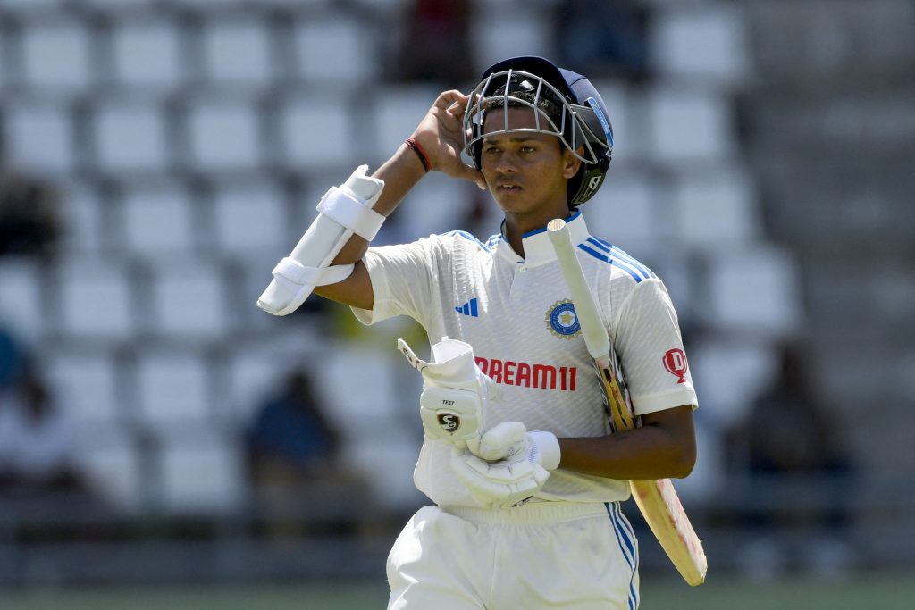 1st-test,-day-3:-jaiswal-falls-for-171-as-india-extend-lead-to-250-against-west-indies-at-lunch