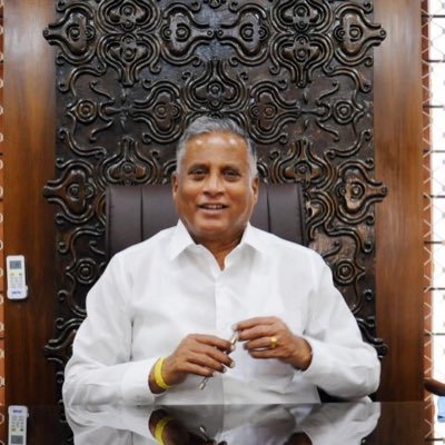 ‘will-take-a-call-otherwise’:-karnataka-bjp-leader-stakes-claim-to-state-chief’s-post-with-veiled-threat