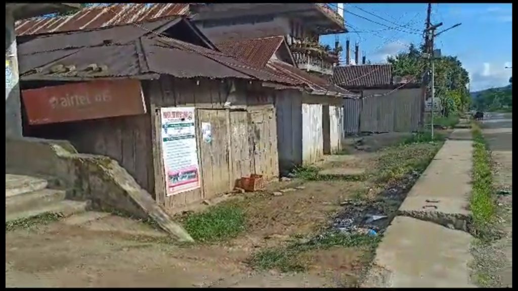 Vital National Highway in Manipur under blockade again vital-national-highway-in-manipur-under-blockade-again