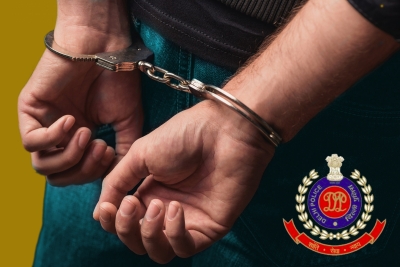 Criminal on way to commit crime held in Delhi criminal-on-way-to-commit-crime-held-in-delhi