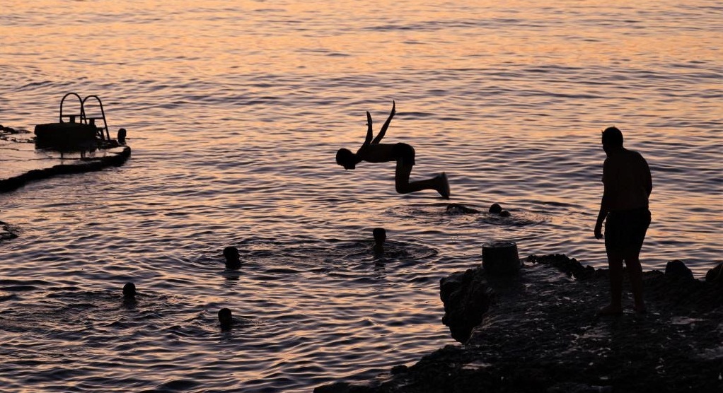 N. Macedonia issues hea twave alert until July 25 n.-macedonia-issues-hea-twave-alert-until-july-25