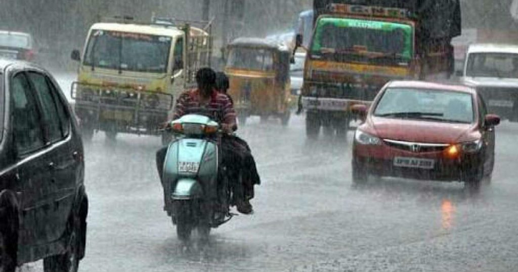 Widespread rains in Telangana, IMD issues red alert widespread-rains-in-telangana,-imd-issues-red-alert