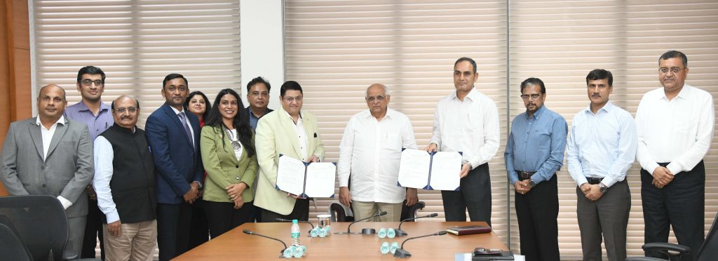 Gujarat biotechnology sector attracts Rs 2000 crore investments gujarat-biotechnology-sector-attracts-rs-2000-crore-investments