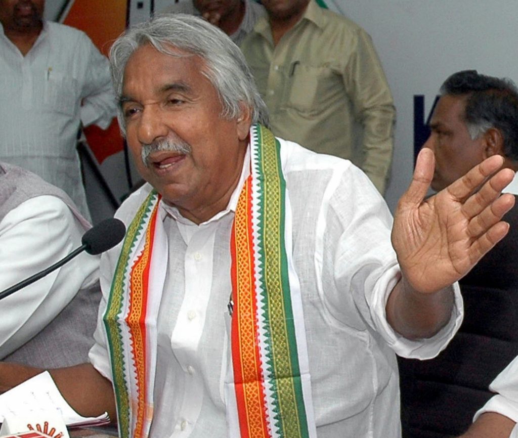 Oommen Chandy’s funeral to be led by 20 bishops, 1,000 priests oommen-chandy’s-funeral-to-be-led-by-20-bishops,-1,000-priests