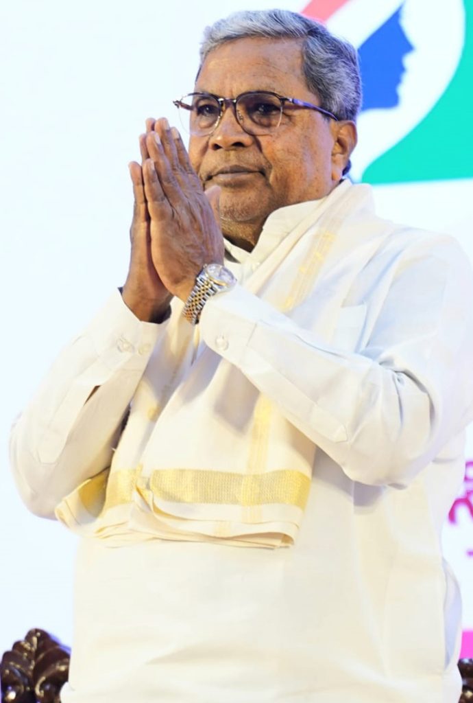 Vishwaguru can’t find a Leader of Opposition in Karnataka, taunts Siddaramaiah vishwaguru-can’t-find-a-leader-of-opposition-in-karnataka,-taunts-siddaramaiah