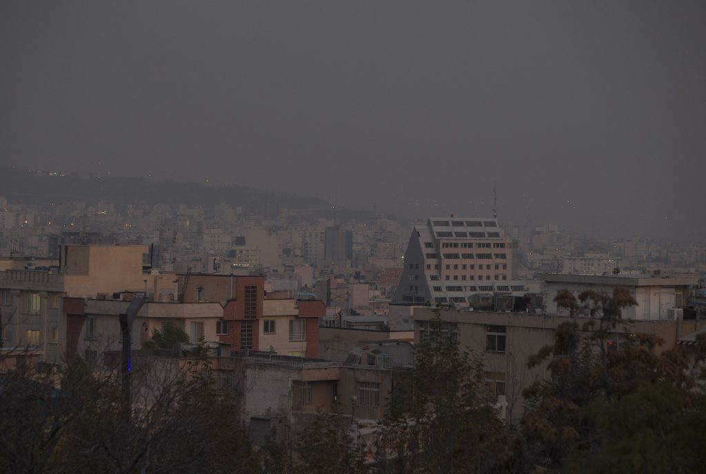 hundreds-sent-to-hospitals-due-to-new-wave-of-sandstorms-in-iran