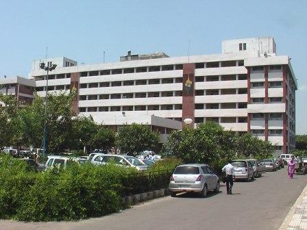 Gurugram: Illegal parking lot outside DC office busted gurugram:-illegal-parking-lot-outside-dc-office-busted