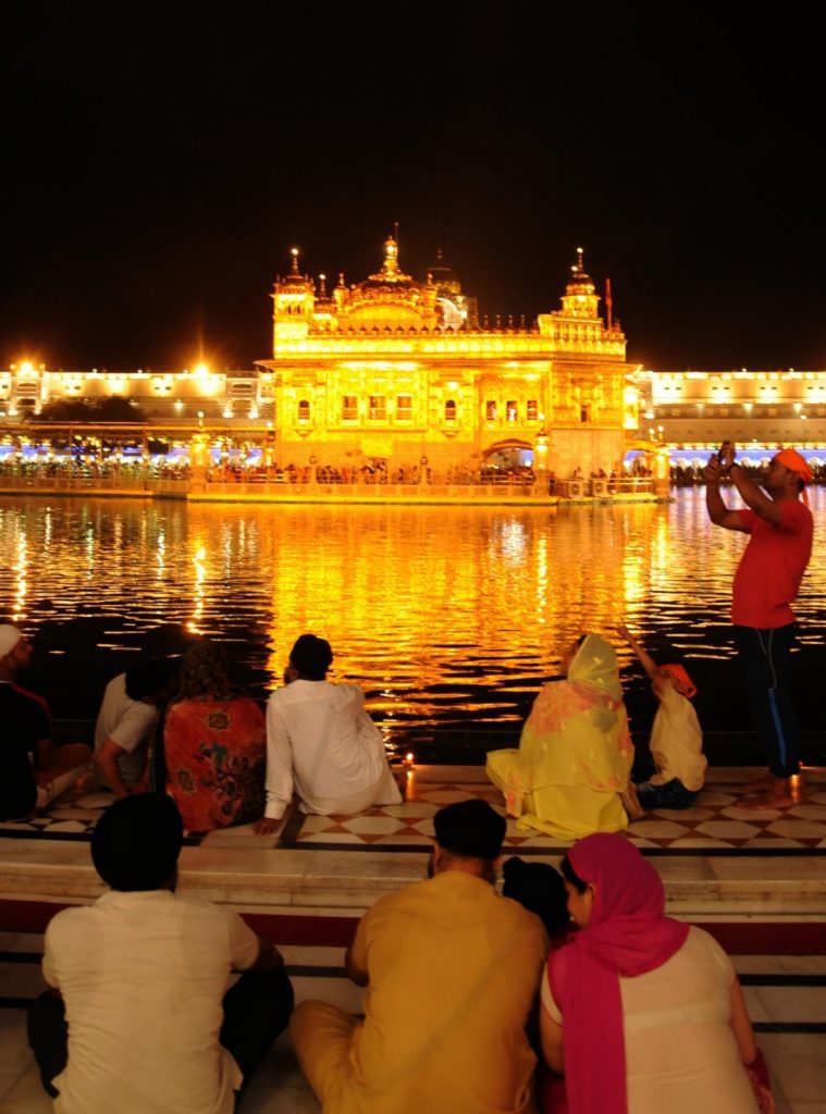 Punjab CM asks SGPC to make Golden Temple Gurbani free to air punjab-cm-asks-sgpc-to-make-golden-temple-gurbani-free-to-air