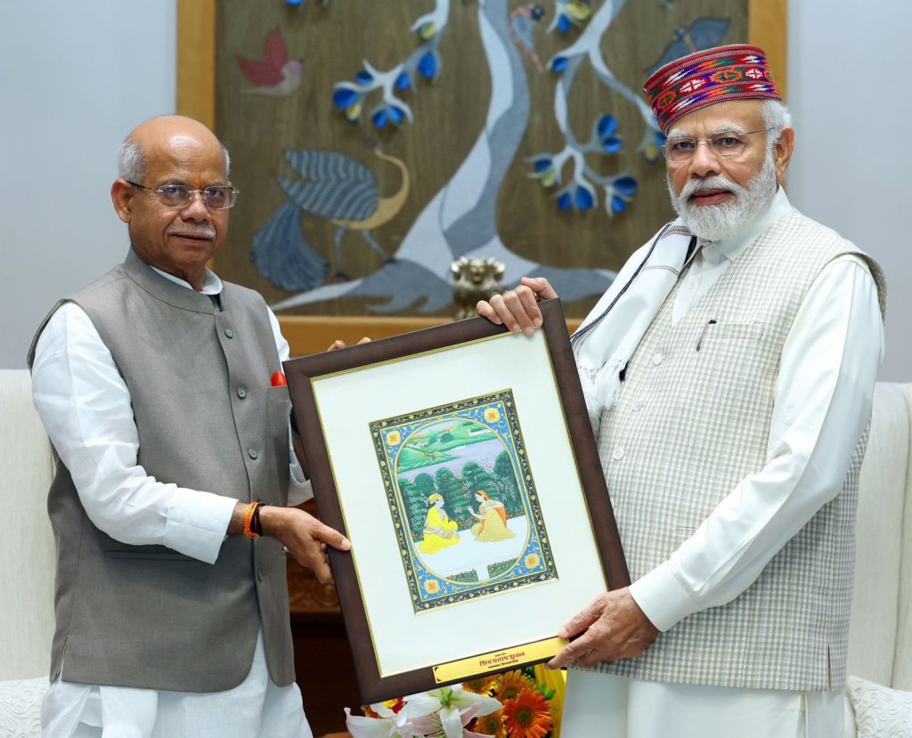 himachal-guv-meets-pm-modi,-apprises-pm-about-losses-incurred-due-to-rains