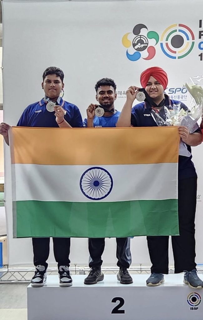 ISSF Junior Worlds: India wins silver in men’s Rapid Fire Pistol team event issf-junior-worlds:-india-wins-silver-in-men’s-rapid-fire-pistol-team-event