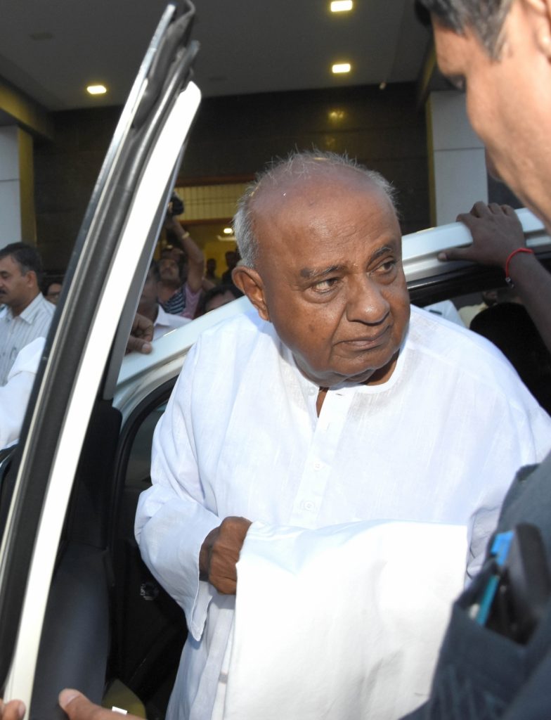 ‘manipur-violence,-deaths-are-of-great-concern’:-ex-pm-deve-gowda