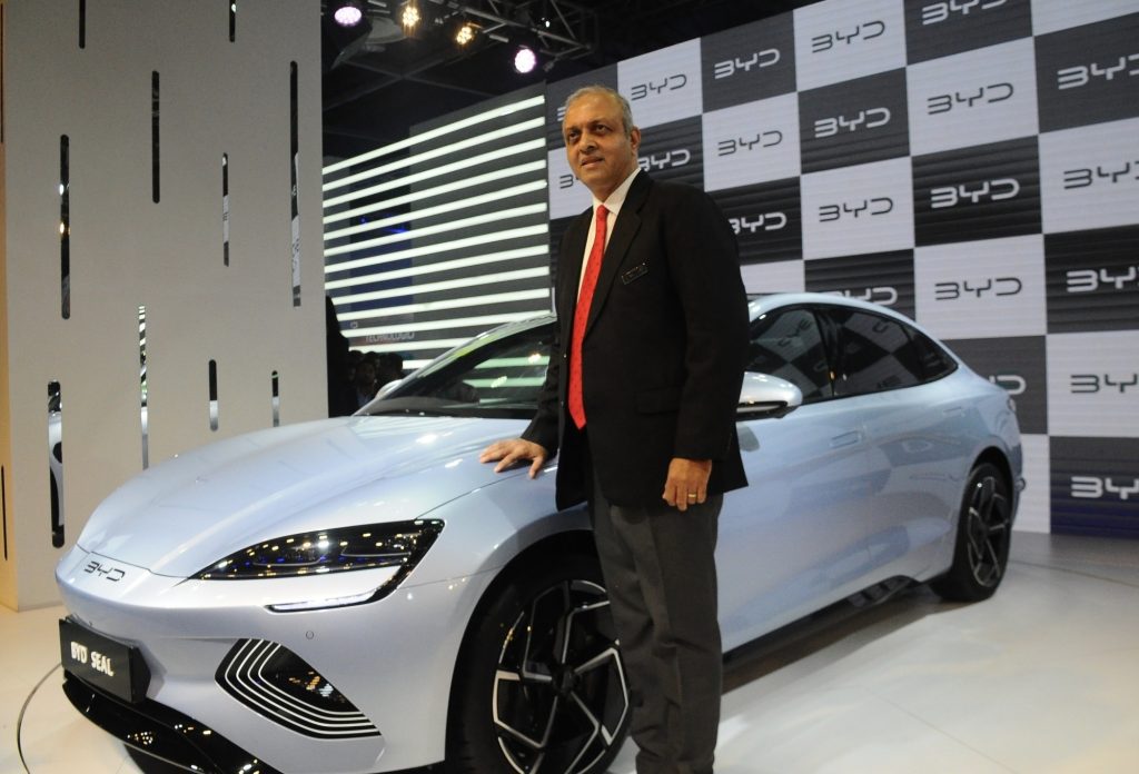 Govt rejects Chinese BYD Motors’ plan to build $1 bn EV plant: Report govt-rejects-chinese-byd-motors’-plan-to-build-$1-bn-ev-plant:-report