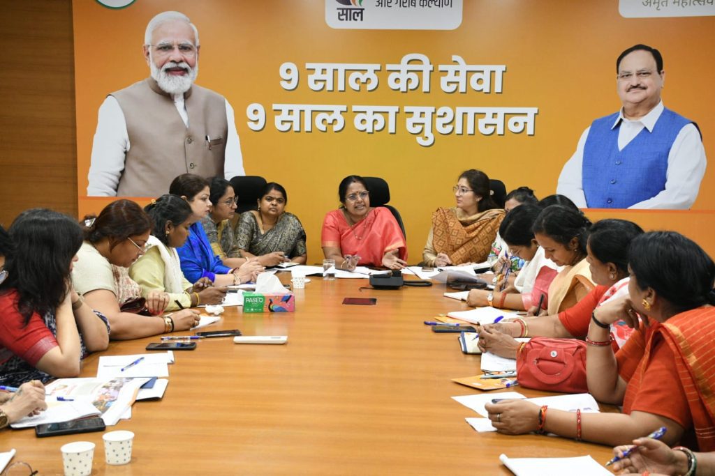 from-modi-kirtan-to-tying-rakhis,-this-is-how-bjp-hopes-to-blitz-state-polls