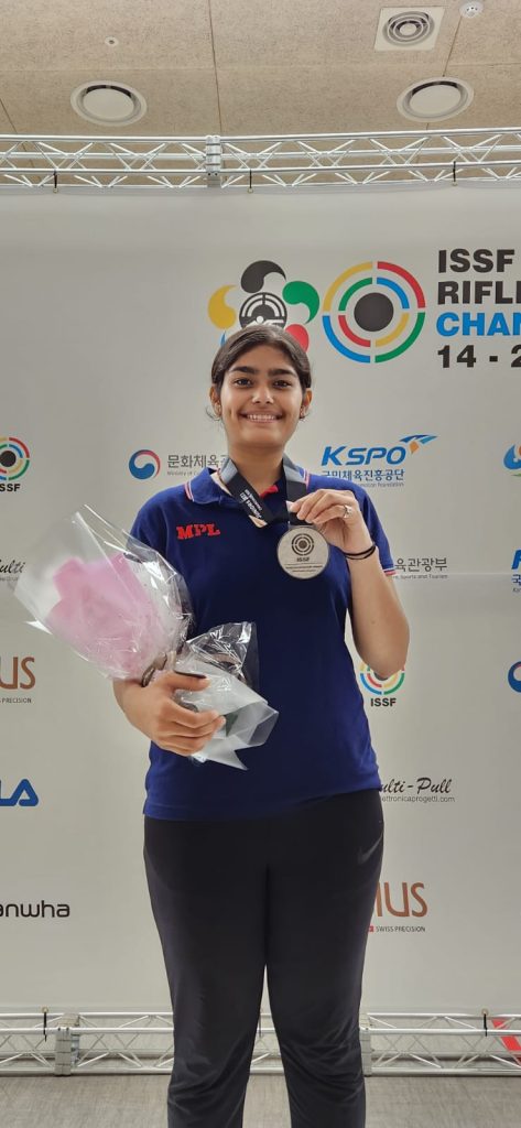 issf-shooting:-kamaljeet-helps-india-win-two-more-gold-medals-as-junior-world-championships-ends