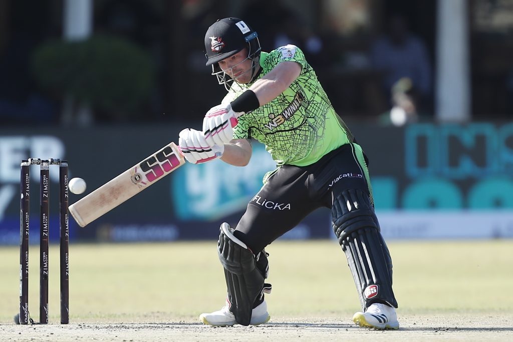 zim-afro-t10:-tim-seifert-helps-durban-qalandars-win-thriller-against-joburg-buffaloes