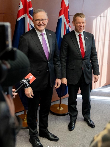 new-zealand,-australia-pms-meet-to-celebrate-close-ties