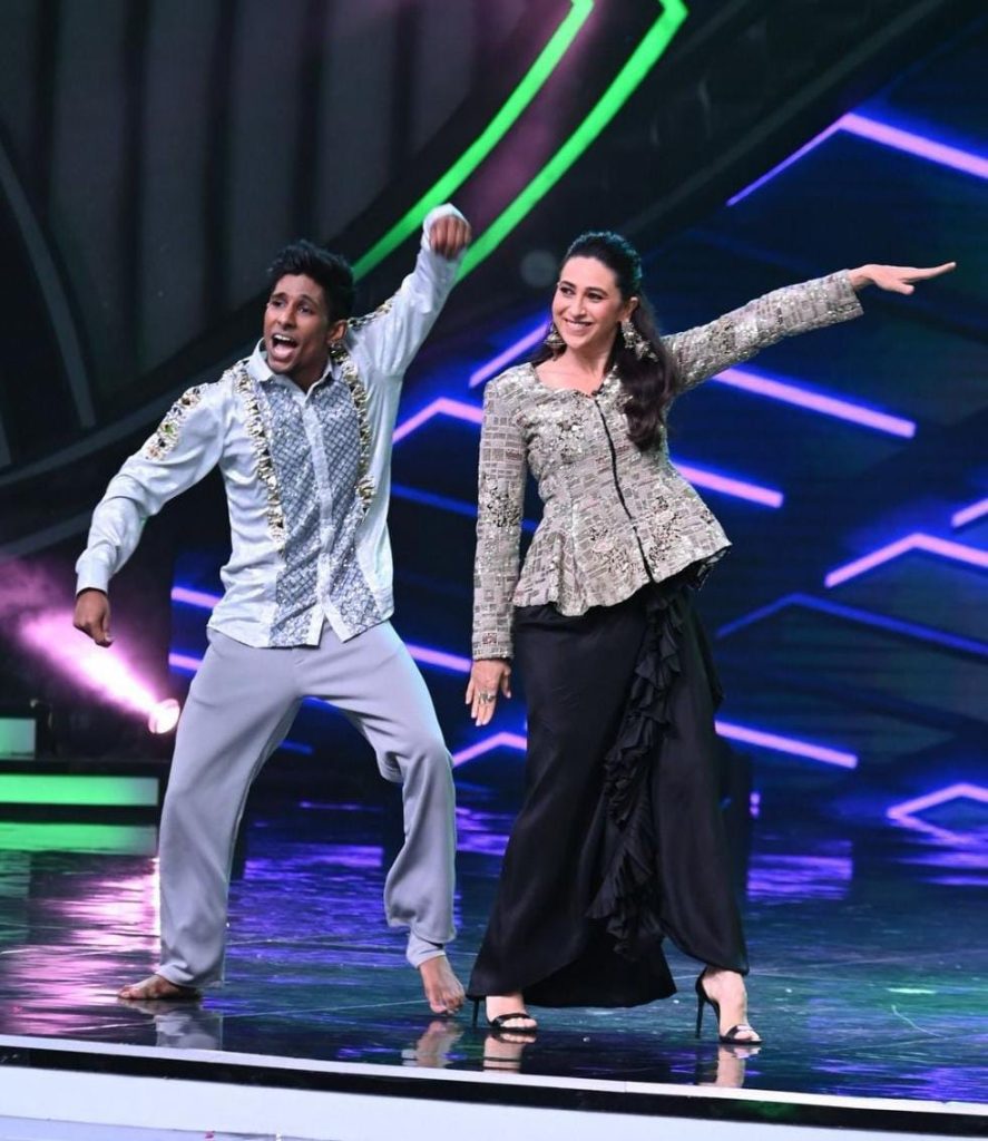 Karisma Kapoor recalls shooting of ‘Husn Hai Suhana’ with Govinda karisma-kapoor-recalls-shooting-of-‘husn-hai-suhana’-with-govinda