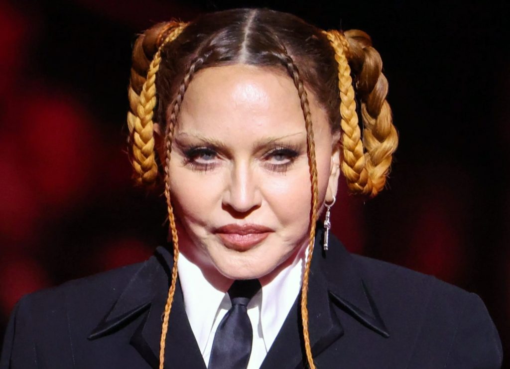 madonna-shares-motivational-message-amid-health-recovery