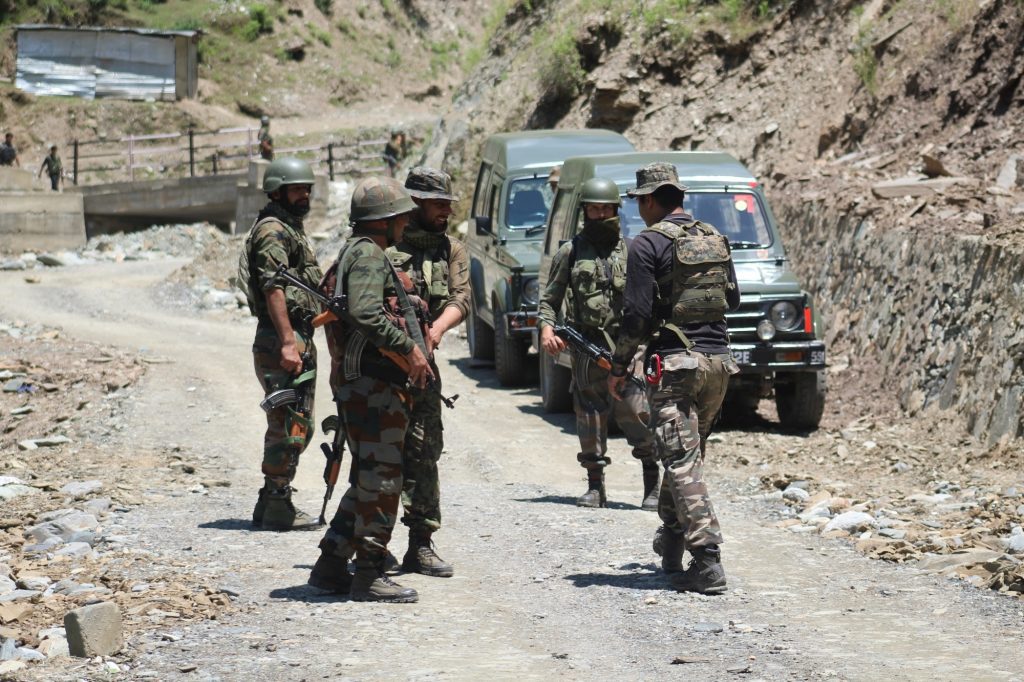pak-intruder-shot-dead-at-ib-in-jammu