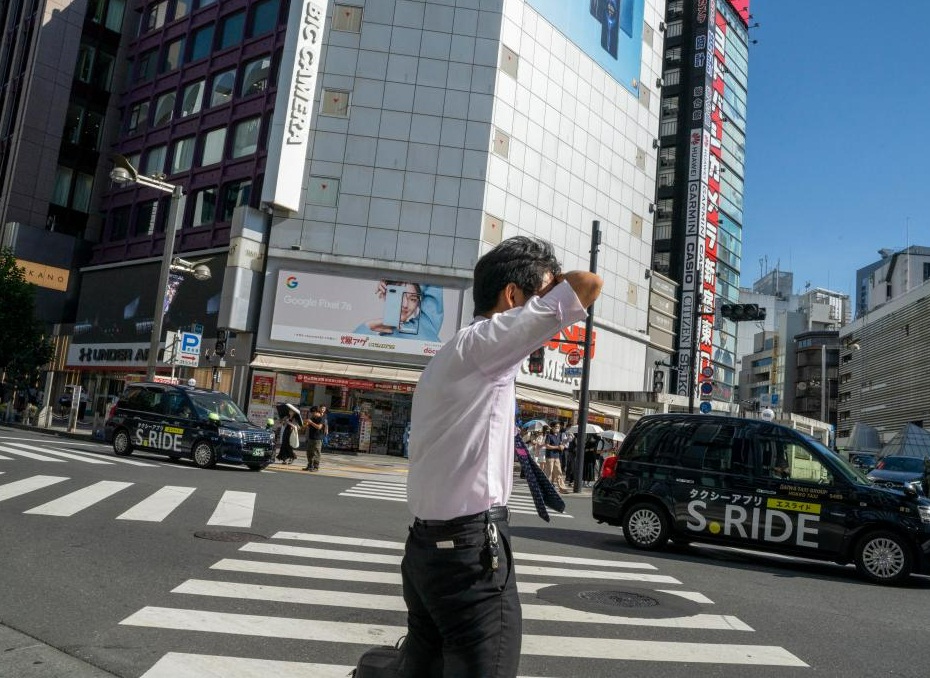 sweltering-heat-wave-hits-japan