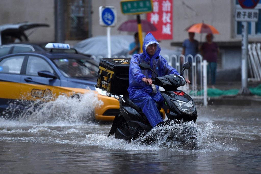 beijing-lifts-red-alert-for-flooding-as-water-level-recedes