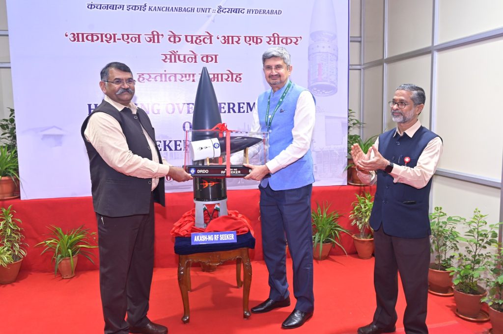 bdl-hands-over-first-rf-seeker-of-‘akash’-to-drdo