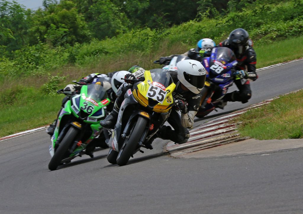 national-motorcycle-racing:-stars-under-pressure-from-new-generation-of-riders-in-round-3