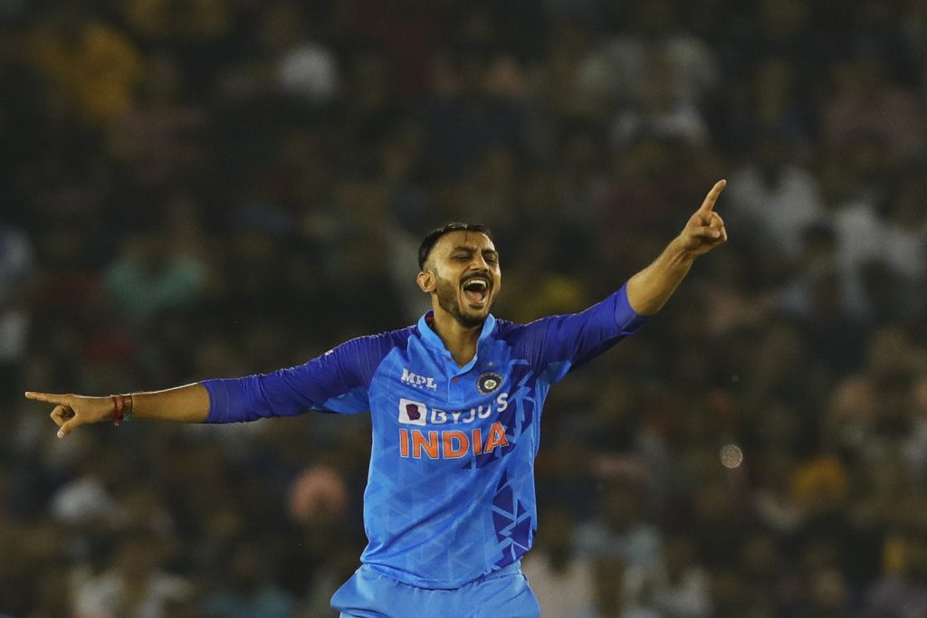 wi-v-ind:-axar-patel,-kuldeep-yadav-are-my-preferred-choices-for-spinners-in-t20is,-says-sarandeep-singh